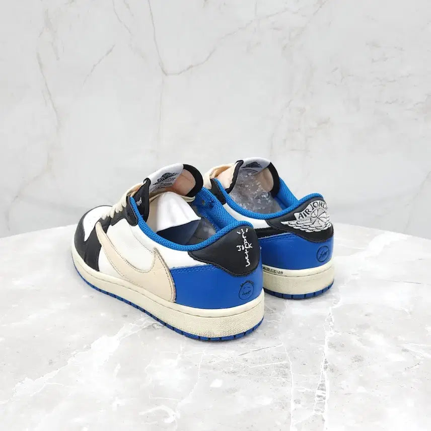 [BUNJANG] Nike Fragment Jordan 1 Scott Low Sneakers (Size 245) / 245 / 나이키 X 프라그먼트 조던1 스캇 로우 스니커즈