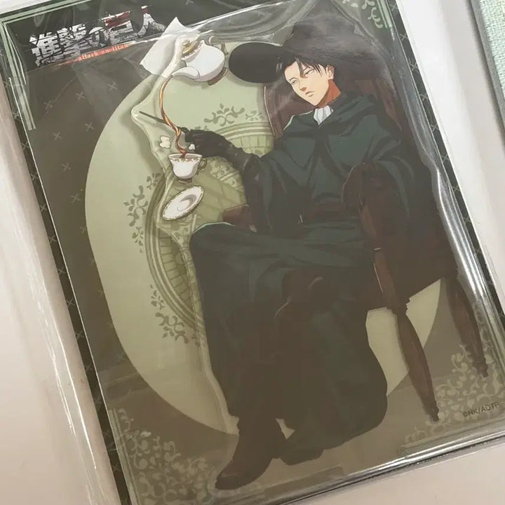 [BUNJANG] Attack on Titan Levi Wizard Acrylic Stand / 진격의거인 진격거 리바이 마법사 아크릴스탠드 마법