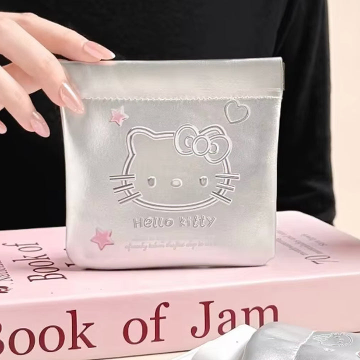 [BUNJANG] Hello Kitty Silver Magnetic One-Touch Pouch / (새상품)헬로키티 실버 자석 원터치 파우치