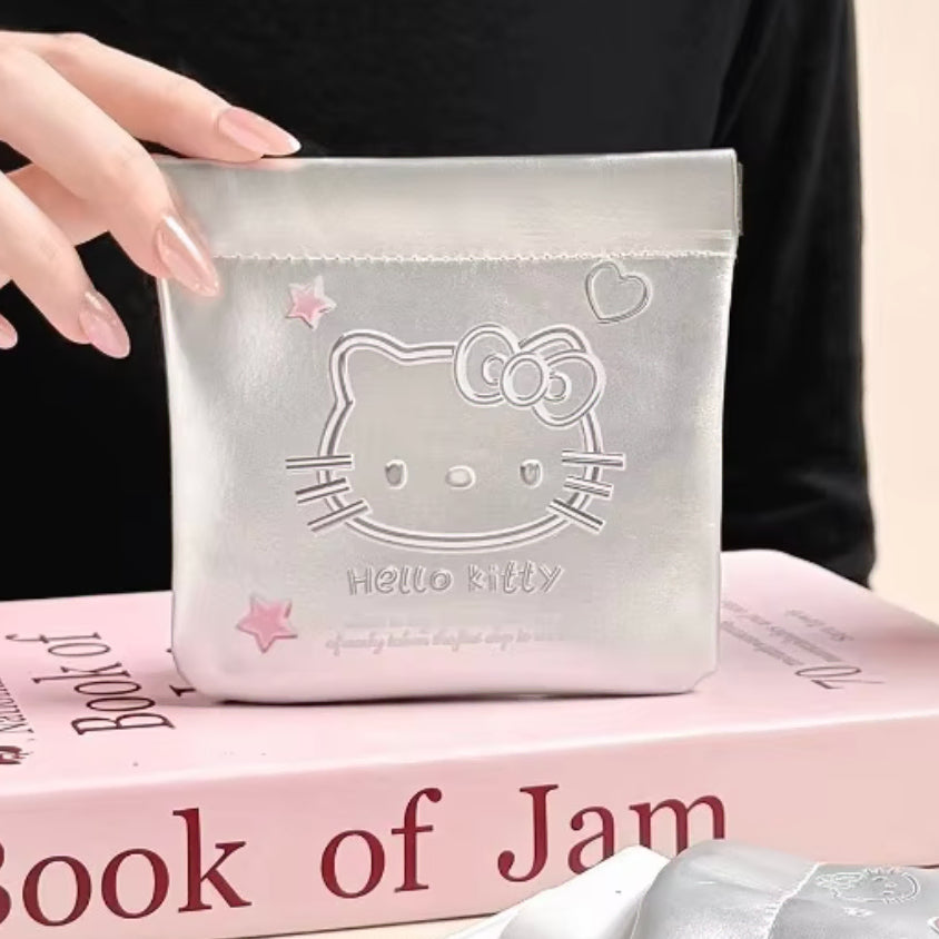 [BUNJANG] Hello Kitty Silver Magnetic One-Touch Pouch / (새상품)헬로키티 실버 자석 원터치 파우치