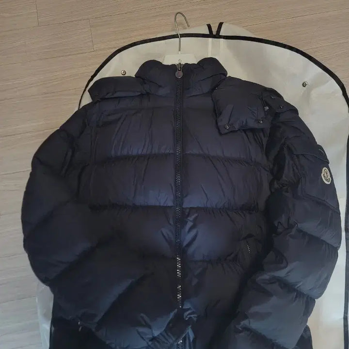 [BUNJANG] Moncler Maya 3 Puffer Jacket / 몽클레어 마야프 3 패딩 다크네이비