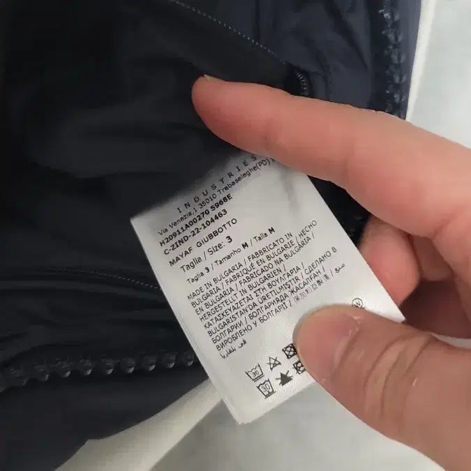 [BUNJANG] Moncler Maya 3 Puffer Jacket / 몽클레어 마야프 3 패딩 다크네이비