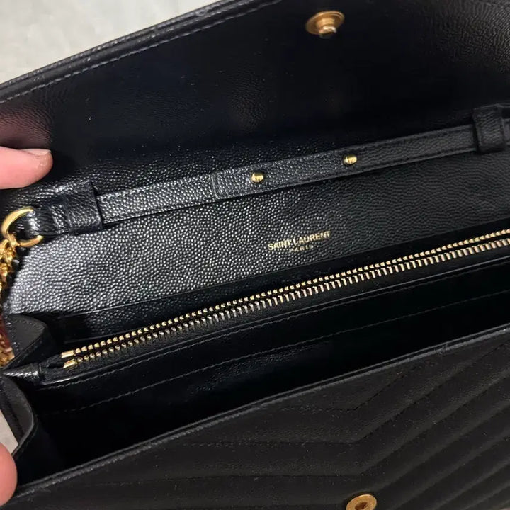 [BUNJANG] Saint Laurent Envelope Chain Shoulder Bag / 생로랑 엔벨로프 체인 숄더백 (모델명742920 BOW01 1000