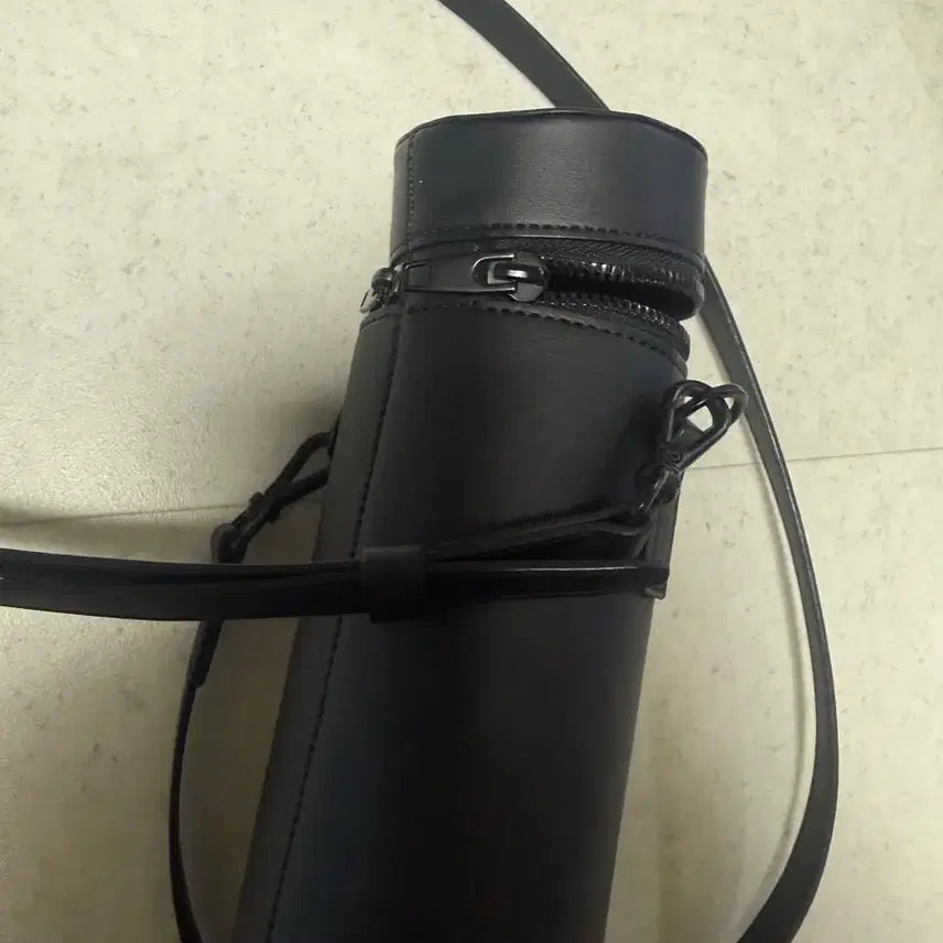 [BUNJANG] Jun Ji Bottle Bag Mini Bag / 준지 보틀백 미니백