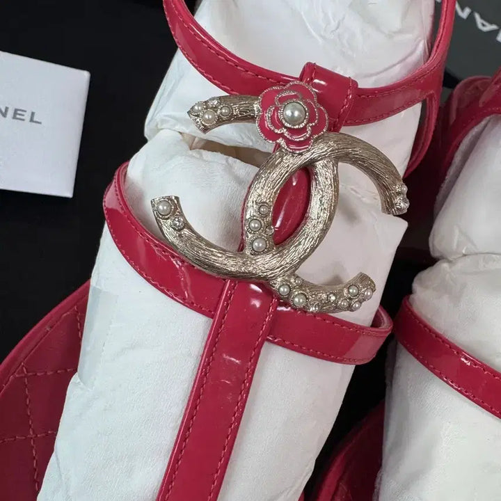 [BUNJANG] Chanel CC Logo Sandals / 샤넬 CC 로고 샌들 클래식 디자인 정품 싸게 팔아요