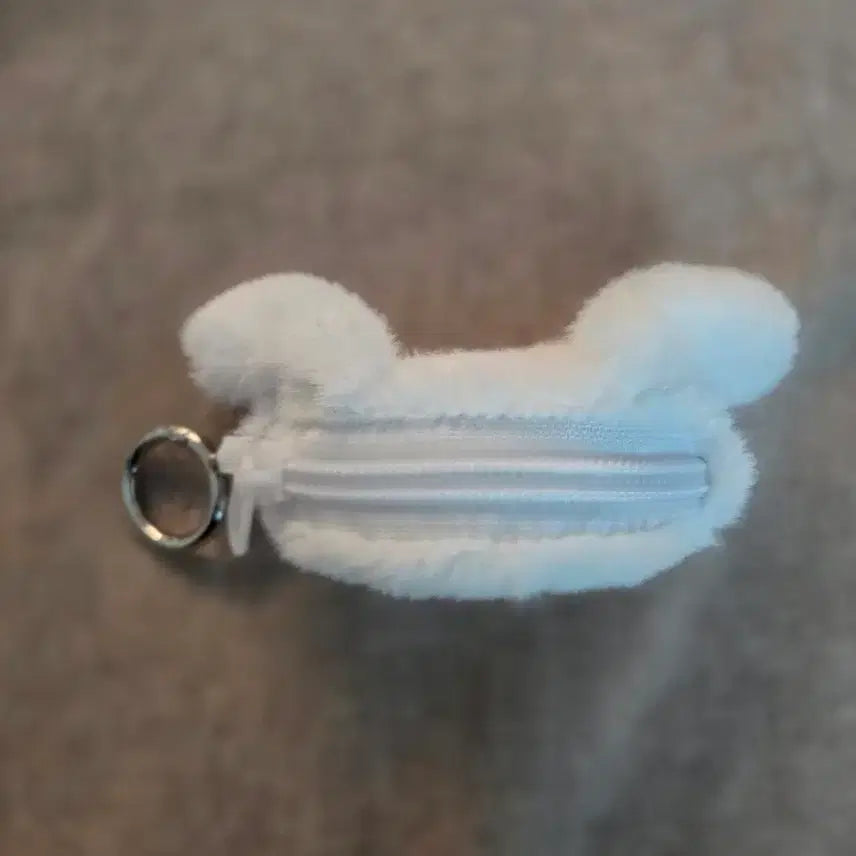 [BUNJANG] Sanrio Cinnamoroll Monotone Mini Pouch Keyring / 산리오 시나모롤 모노톤 미니파우치 키링