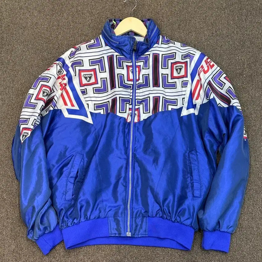 [SOLD OUT] 훼르자 올드스쿨 바람막이
