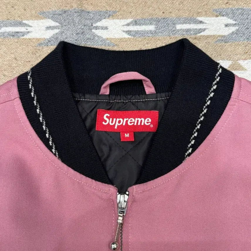 [BUNJANG] Supreme Diamond Rayon Bomber Jacket Dusty Pink (Size M) / [M] 슈프림 다이아몬드 레이온 봄버 더스티 핑크
