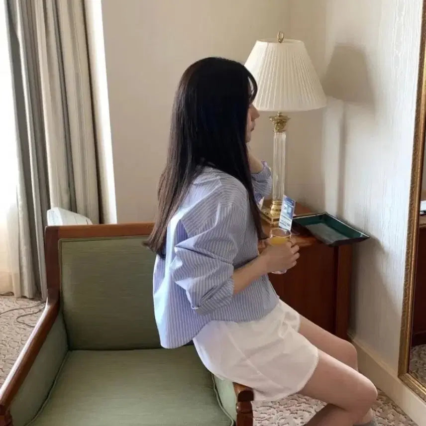 [BUNJANG] Stripe Crop Shirt / 스트라이프 크롭 셔츠