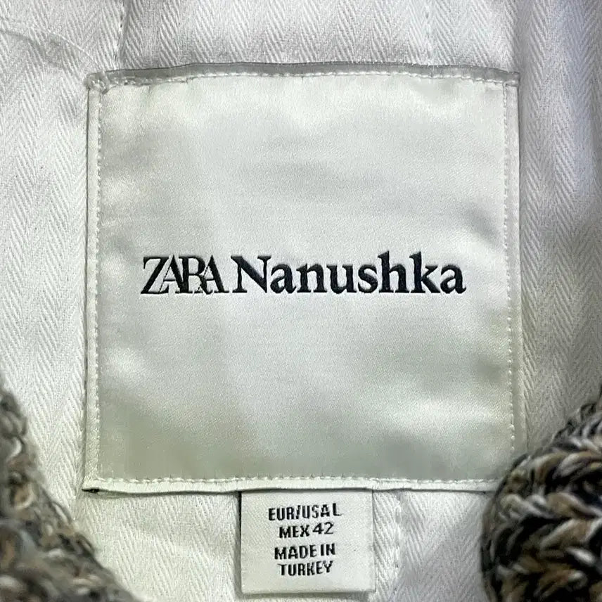 [BUNJANG] Zara Nanushka Denim Jacket Dot Collar Blue (L) / [L] 자라 x 나누시카 데님 자켓 닷 칼라 블루 Nanushka