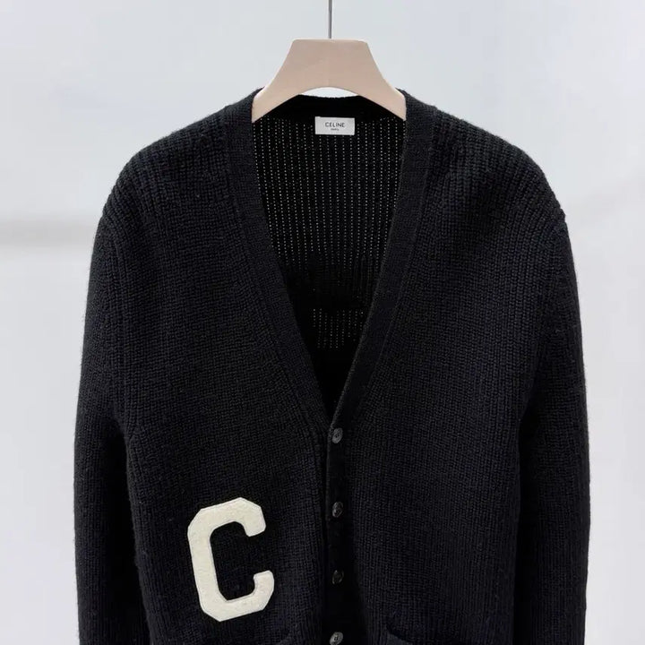 [SOLD OUT] [S+급/M] 24FW 셀린느 C로고 컬리지 가디건 블랙