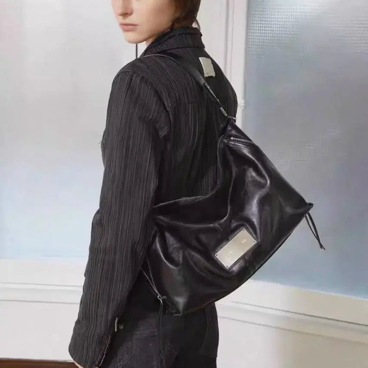 [BUNJANG] Matin Kim Leather Hobo Shoulder Bag (36cm) / 블랙 가죽 호보백 숄더백 마뗑킴 가방(36cm)새상품