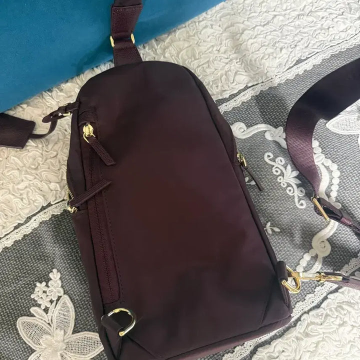 [BUNJANG] TUMI An Sling Bag Body Bag / 투미 안 슬링백 바디백