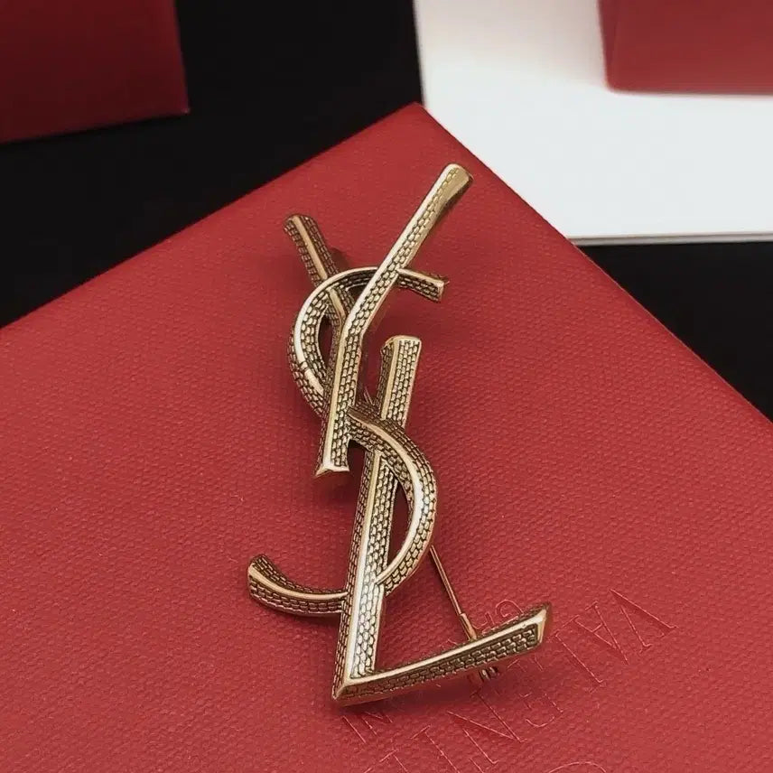[BUNJANG] Yves Saint Laurent Gold Brooch / 입생로랑 YSL 금장 브로치