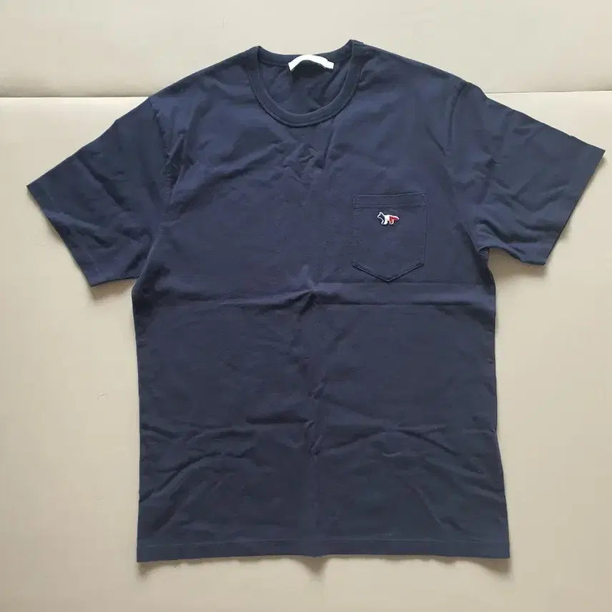 [BUNJANG] Maison Kitsuné Fox Patch Pocket Short Sleeve T-Shirt Navy / 메종키츠네 폭스 패치 포켓 반팔 티셔츠 네이비
