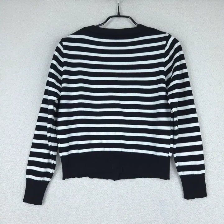 [BUNJANG] Striped V-Neck Cardigan (Black/White) / 여성 스트라이프 브이넥 가디건 블랙/화이트(44~55)