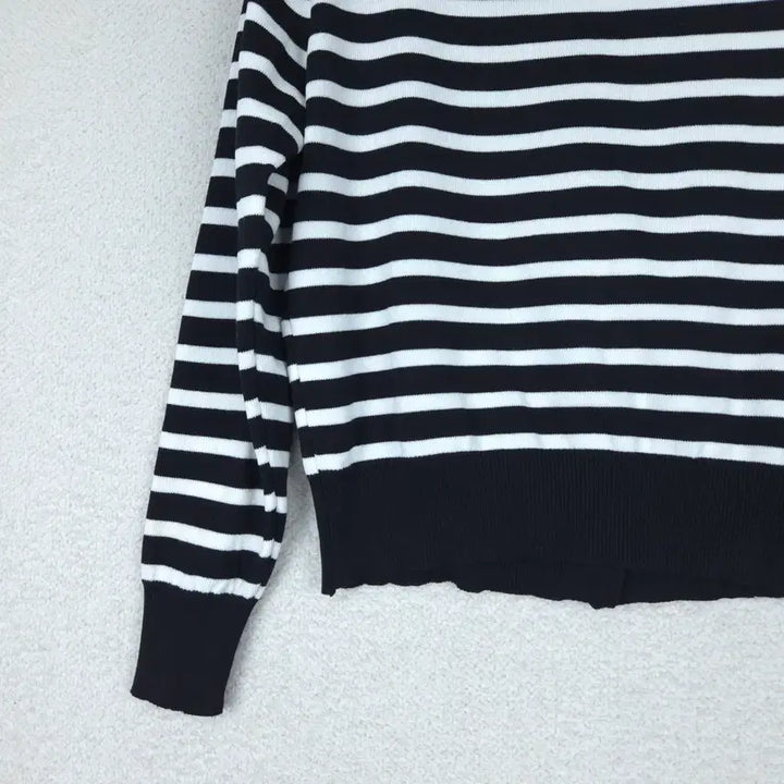 [BUNJANG] Striped V-Neck Cardigan (Black/White) / 여성 스트라이프 브이넥 가디건 블랙/화이트(44~55)