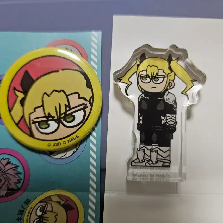 [BUNJANG] Kaiju No. 8 Kikoru Can Badge/Acrylic Block Set / 괴수8호 지로리 캔뱃지/아크릴블럭 세트 키코루