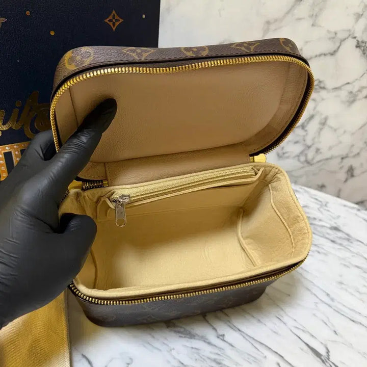 [BUNJANG] Louis Vuitton Monogram Nice Mini Pouch Bag / [상태양호] 루이비통 모노그램 니스 미니 파우치 가방