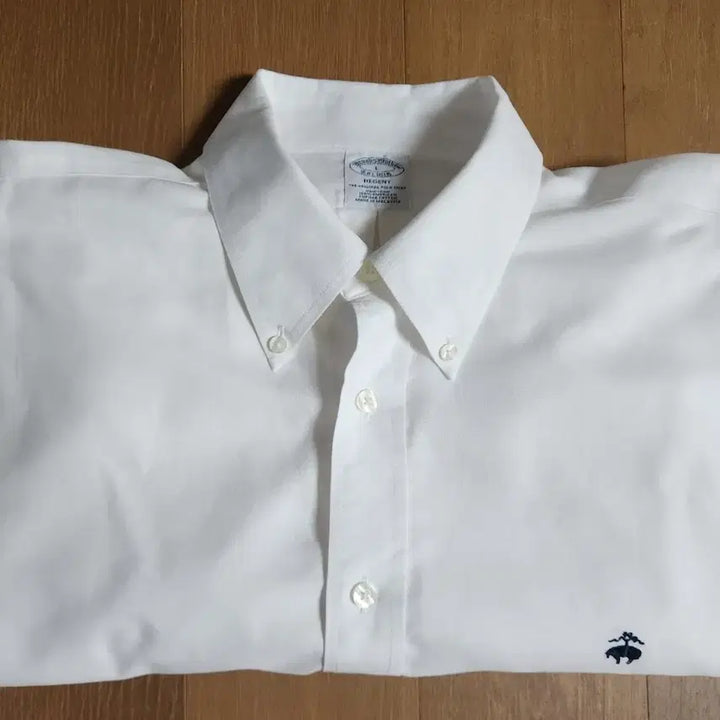 [SOLD OUT] 브룩스브라더스 리젠트핏 화이트 옥스포드셔츠(L)