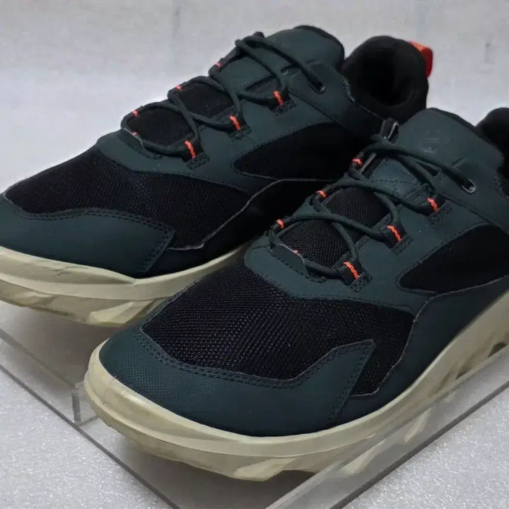 [SOLD OUT] 에코 ECCO 고어텍스 MX 로우 스니커즈 남성 290~295