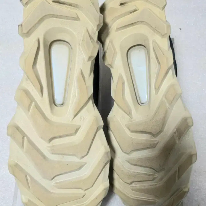 [SOLD OUT] 에코 ECCO 고어텍스 MX 로우 스니커즈 남성 290~295