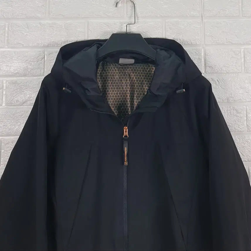 [BUNJANG] Puma Functional Windbreaker Jacket / [105]푸마 기능성 바람막이 자켓