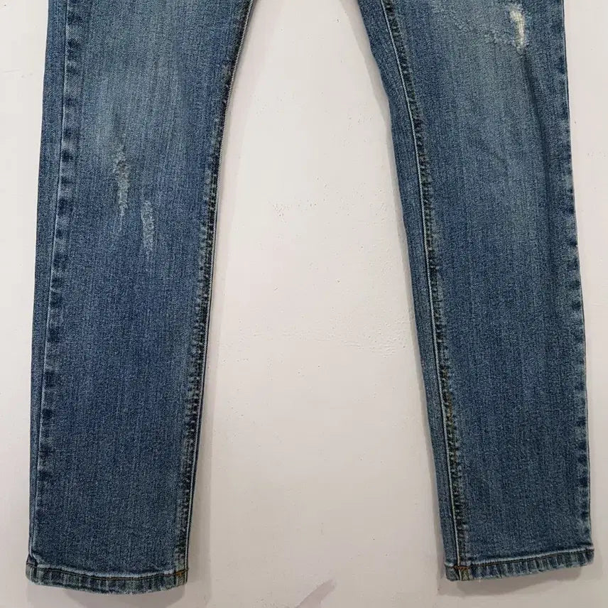 [BUNJANG] BCBG Vintage Washed Skinny Jeans / BCBG 여성 빈티지 워싱 스키니진 청바지 67-96