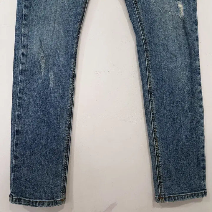 [BUNJANG] BCBG Vintage Washed Skinny Jeans / BCBG 여성 빈티지 워싱 스키니진 청바지 67-96