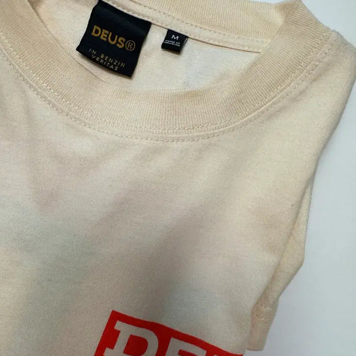 [BUNJANG] Deus Ex Machina Logo T-shirt (M) / 무료배송) 데우스 엑스 마키나 로고 티셔츠 /남녀공용