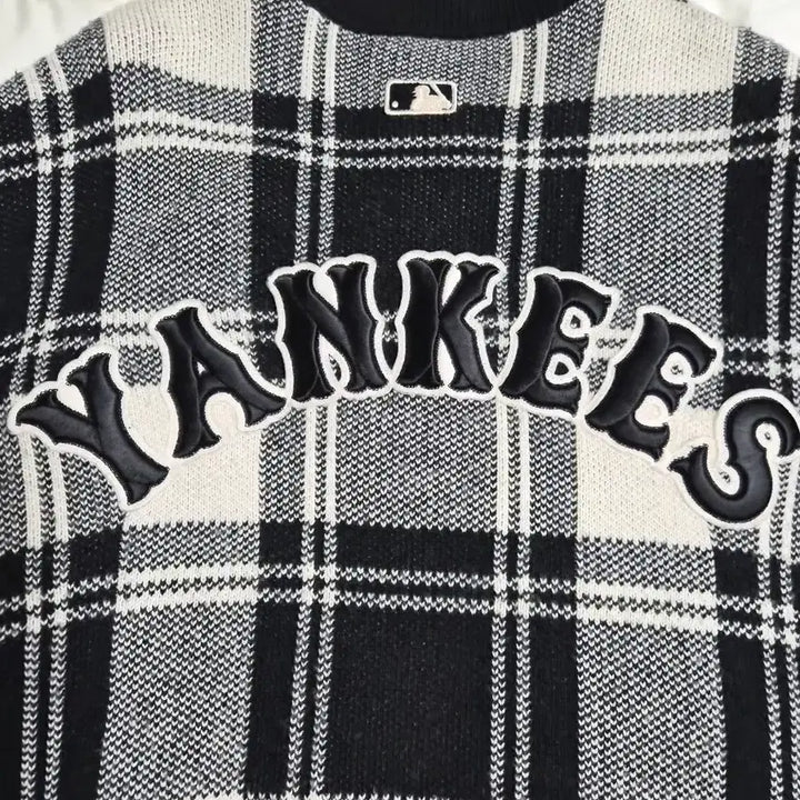 [BUNJANG] MLB NY Check Cardigan Cream L / MLB NY 체크 가디건 크림색 L사이즈