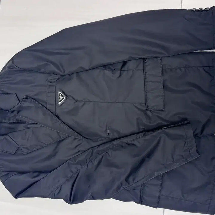[BUNJANG] Prada Re-Nylon Single-Breasted Jacket / 프라다 리나일론 싱글브레스트 자켓