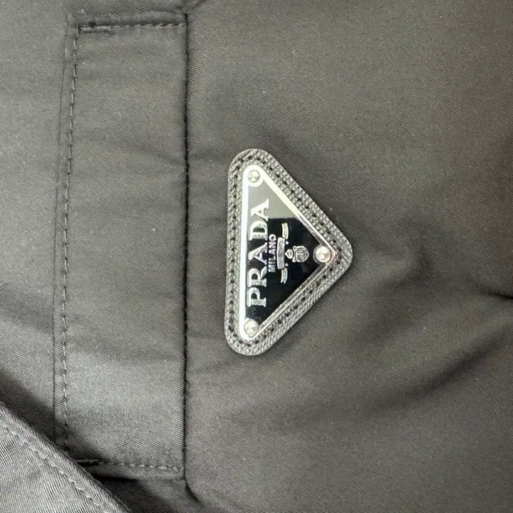 [BUNJANG] Prada Re-Nylon Single-Breasted Jacket / 프라다 리나일론 싱글브레스트 자켓