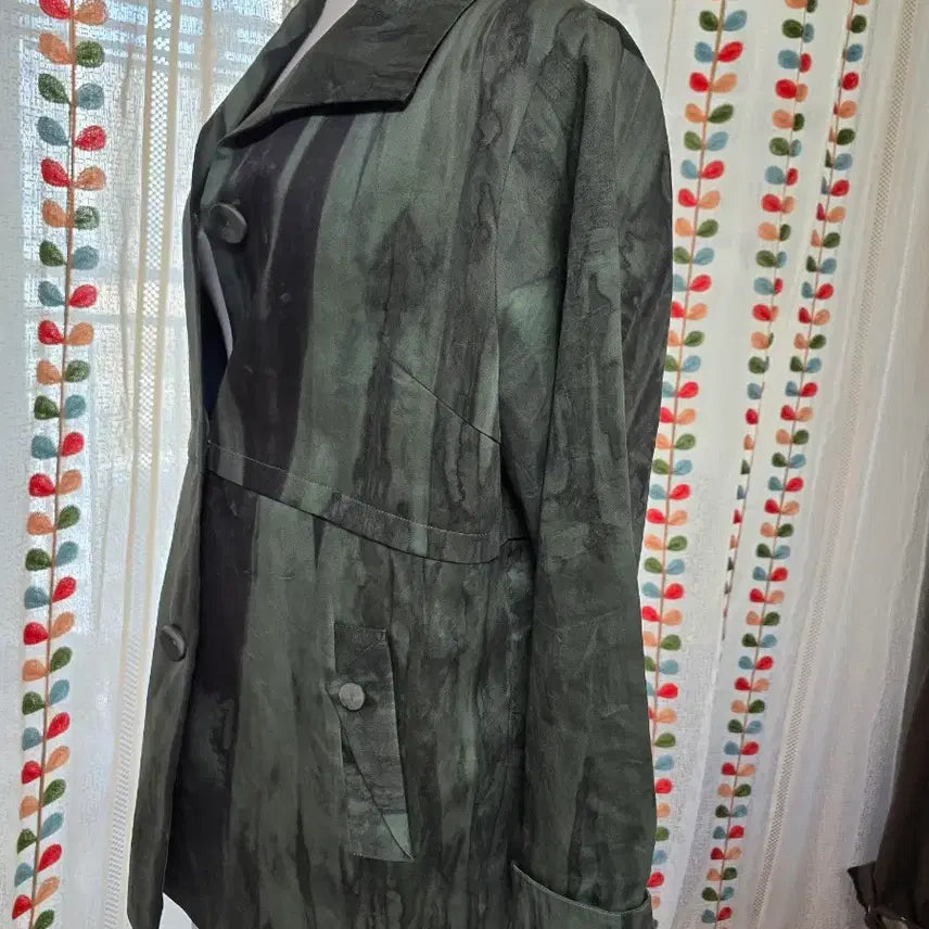 [BUNJANG] Pulip Natural Dye Short Trench Jacket / 천연염색 먹염 + 철매염 숏트렌치 자켓(새상품)