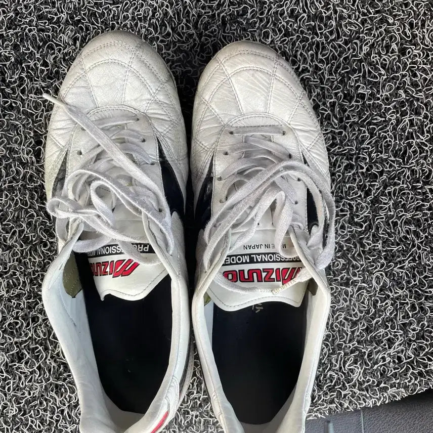 [BUNJANG] Mizuno Morelia Soccer Cleats 270mm / 미즈노 모렐리아 축구화 270mm