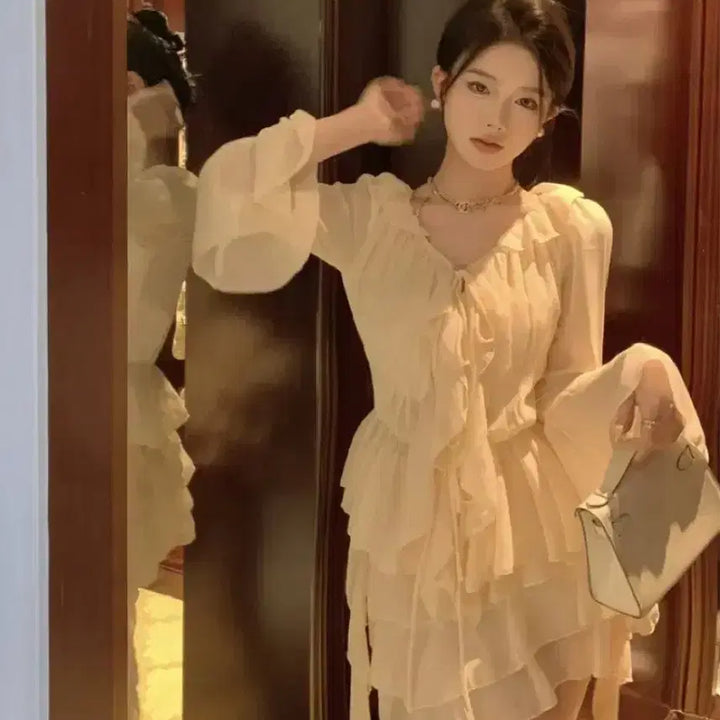 [BUNJANG] Imported Chiffon Lace Ruffle Two-Piece Set / 새상품) 여신 쉬폰 레이스 프릴 블라우스 스커트 투피스 세트 수입의류