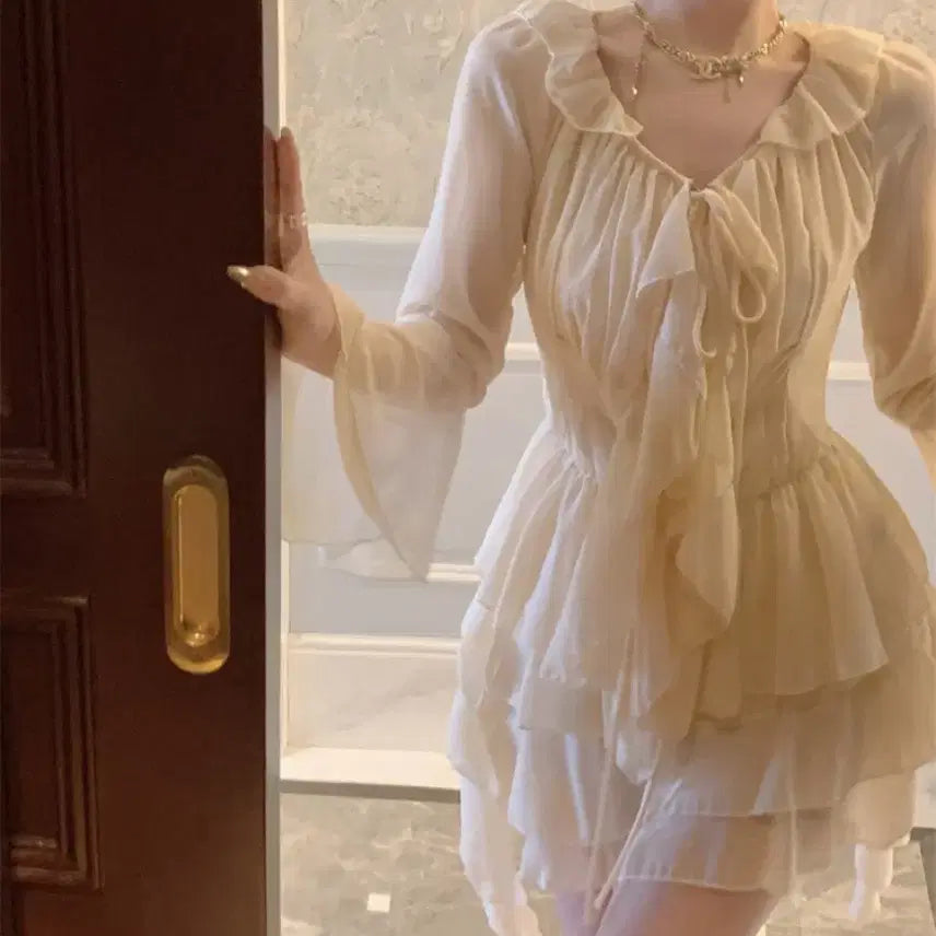 [BUNJANG] Imported Chiffon Lace Ruffle Two-Piece Set / 새상품) 여신 쉬폰 레이스 프릴 블라우스 스커트 투피스 세트 수입의류