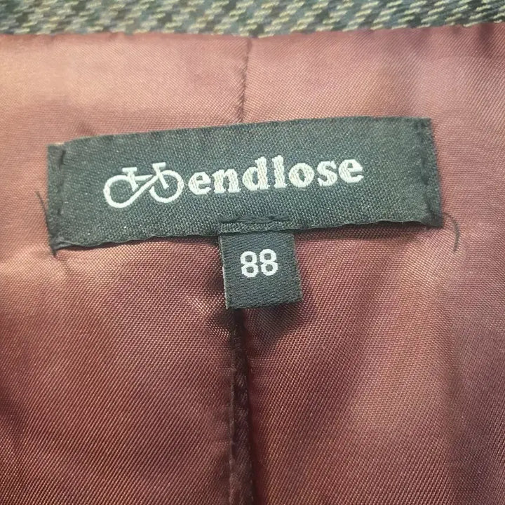 [BUNJANG] Endlose Check-Pattern Hooded Quilted Coat (Size 88) / (미착용새상품) 엔들로스 체크배색 후드 퀼팅 코트 (88)