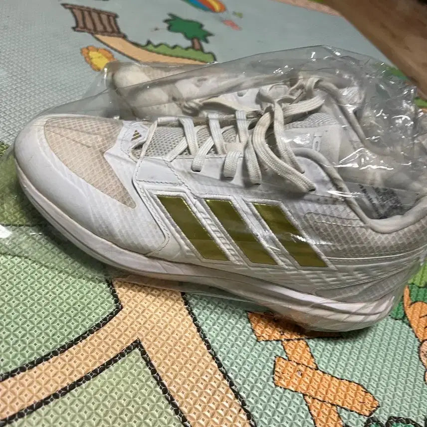 [BUNJANG] Adidas Baseball Cleats / 아디다스 야구화 판매합니다.