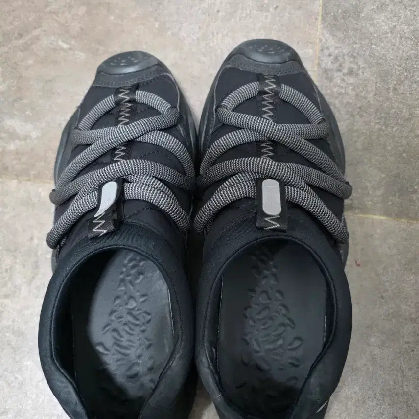 [BUNJANG] Hoka Primo Black Sneakers / 호카프리모 275