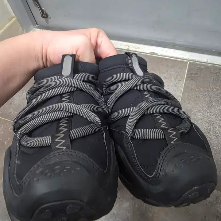[BUNJANG] Hoka Primo Black Sneakers / 호카프리모 275