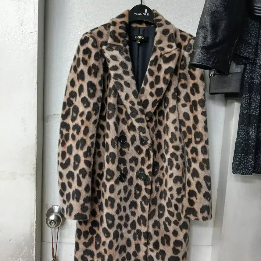 [BUNJANG] Leopard Long Coat 55 / GGPX 레오파드 롱 코트  55