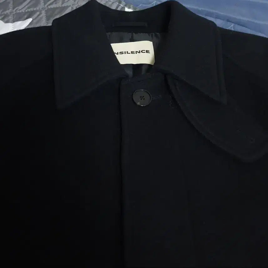 [BUNJANG] Insilence Mapel Cashmere Balmacaan Coat Black (M) / 인사일런스 마펠 캐시미어 발마칸 코트 블랙 (M)
