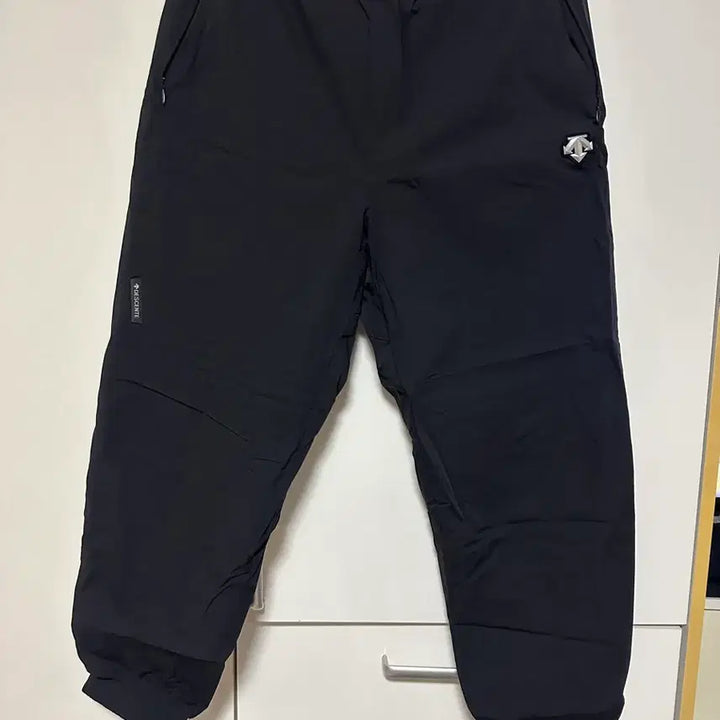 [BUNJANG] Descente Insulator Jogger Pants / 데상트 신슐레이터 조거팬츠