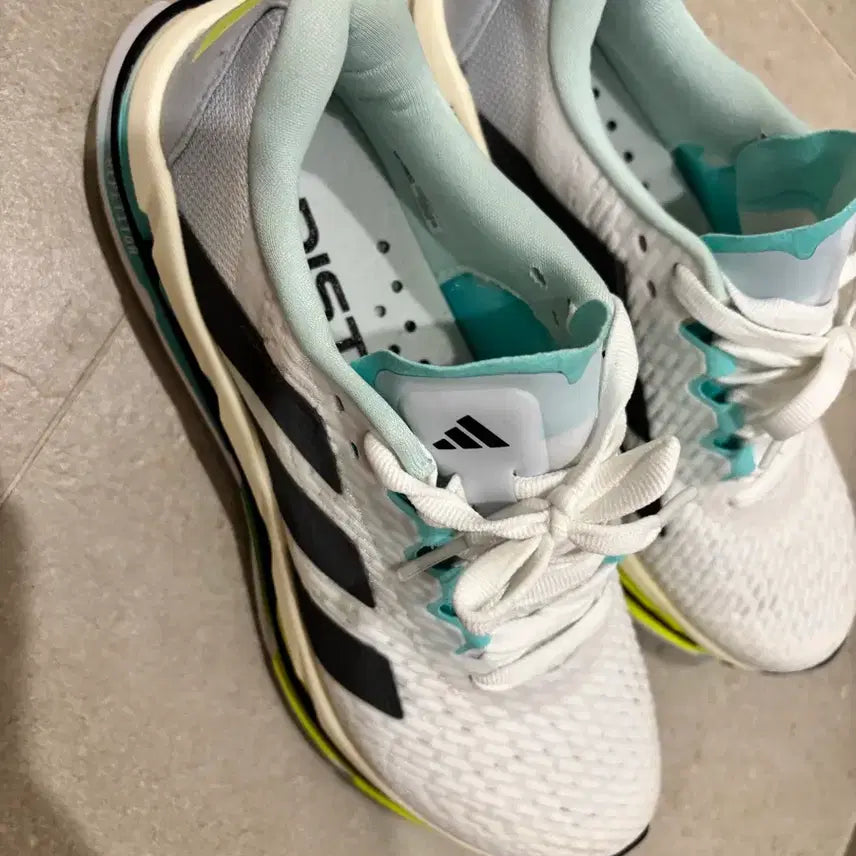 [BUNJANG] Adidas Adistar 3 Running Shoes / 아디다스 러닝화. 런닝화. byd