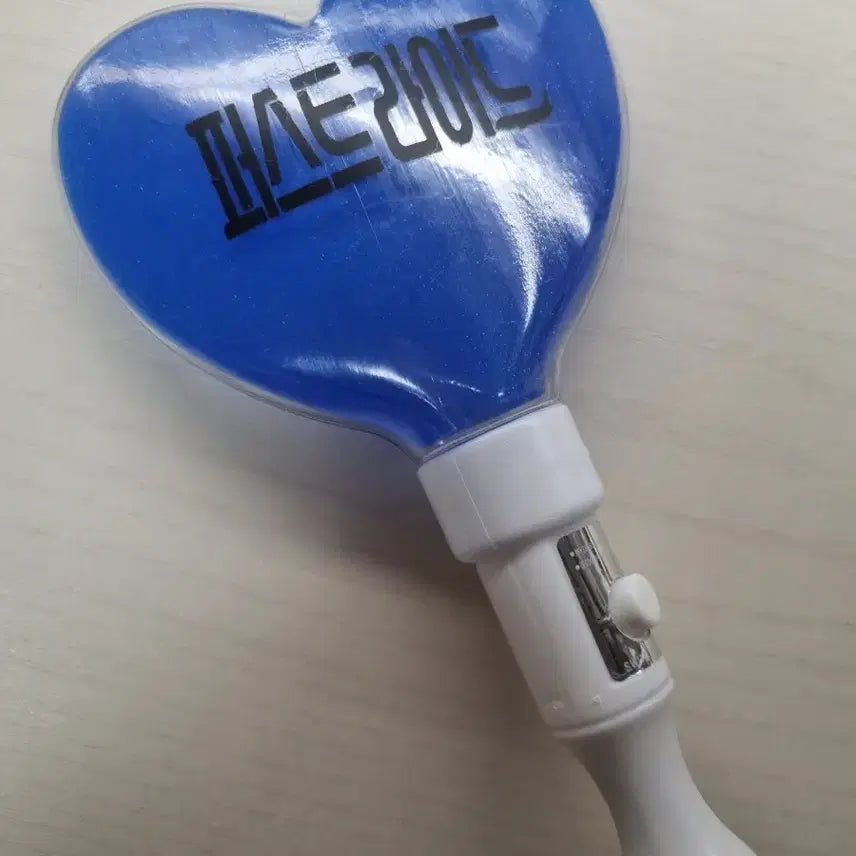 [BUNJANG] First Light Official Lightstick / 퍼스트라이트 응원봉