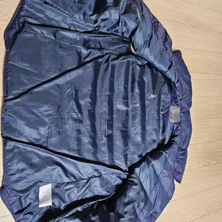 [BUNJANG] Izel Women's Navy Padded Vest 55 Size / izel 여자 남색 패딩조끼 55사이즈 전후