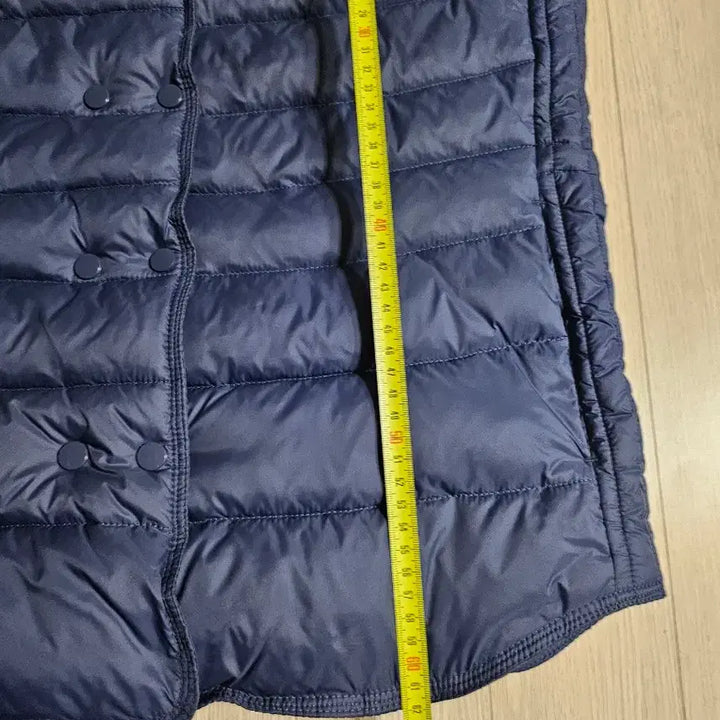 [BUNJANG] Izel Women's Navy Padded Vest 55 Size / izel 여자 남색 패딩조끼 55사이즈 전후