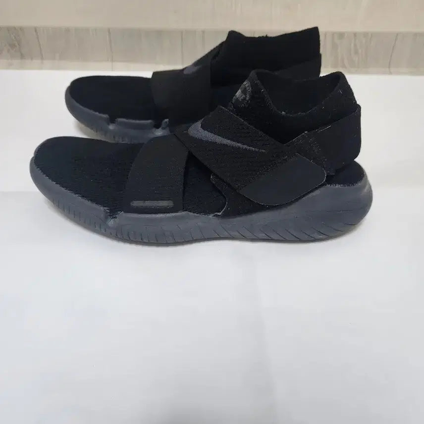 [BUNJANG] Nike Free Run Motion Flyknit Running Shoes / 나이키 프리 런 모션 플라이니트 270-275사이즈 팔아요