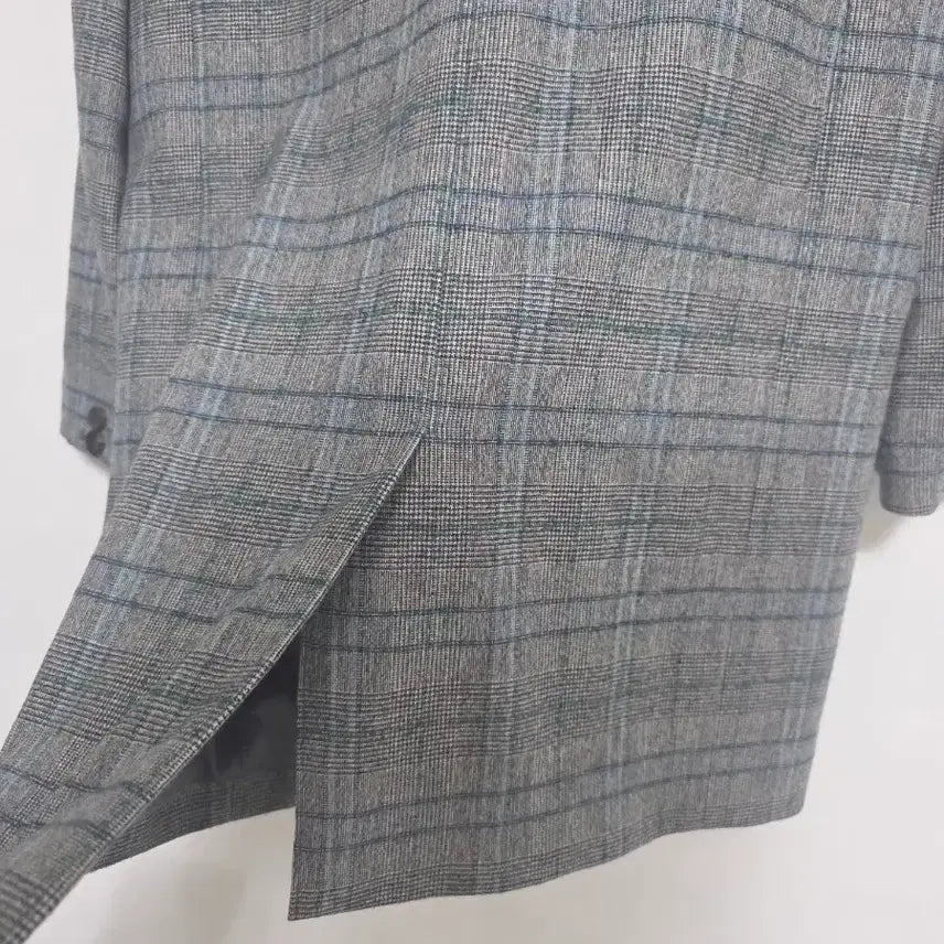 [SOLD OUT] 아떼 바네사브루노 울 체크 재킷 36(55) 간절기